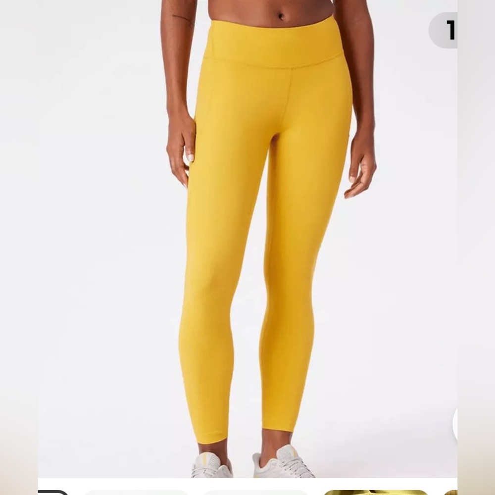 Outdoorā voices SuperForm 7/8 Leggings cider Size M EUC